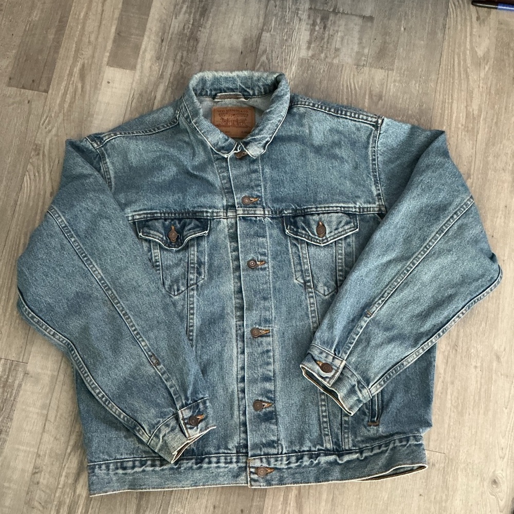 Vintage 1990s Levis Type III Trucker Jeans Blue Denim Jacket